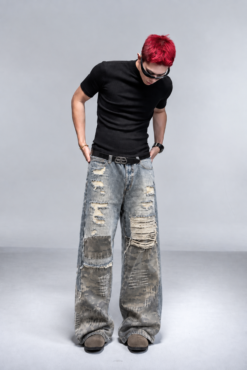 Vintage Camo-Patchwork Wide-Leg-Jeans im Destroyed-Look