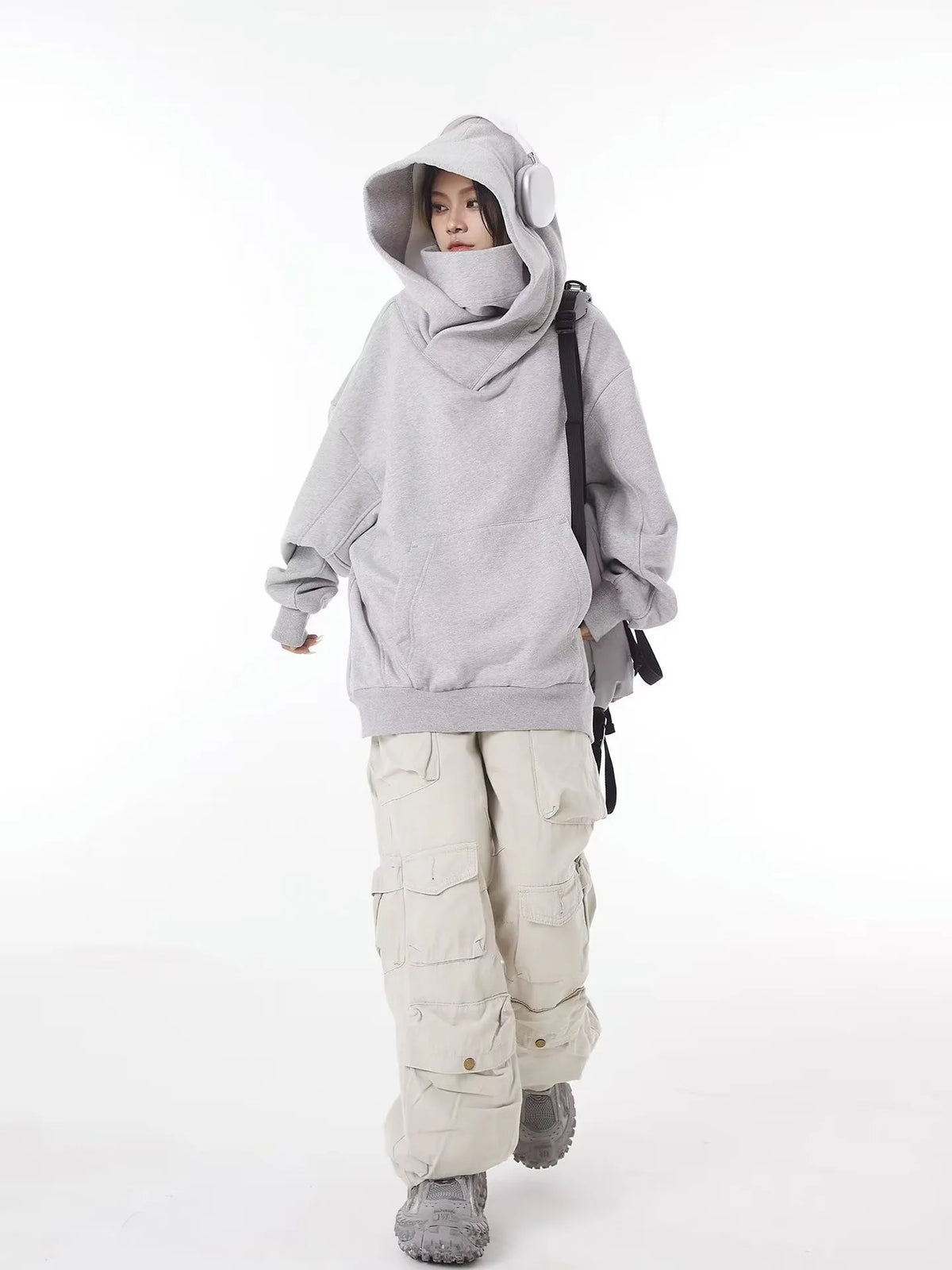 Shroud Hoodie med Høj Hals