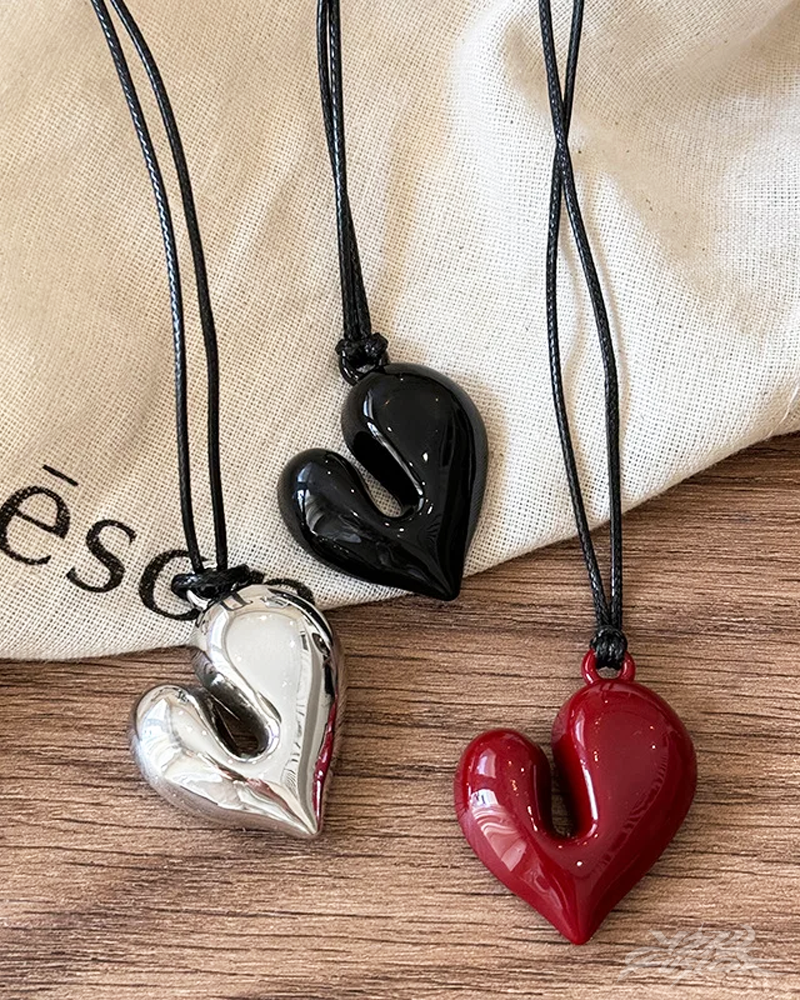 OFFSEAL Chunky Heart Necklace