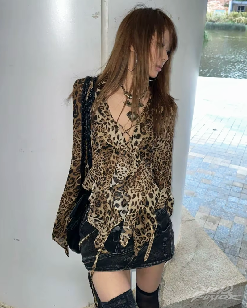 OFFSEAL Leopard Print Ruffle Blouse