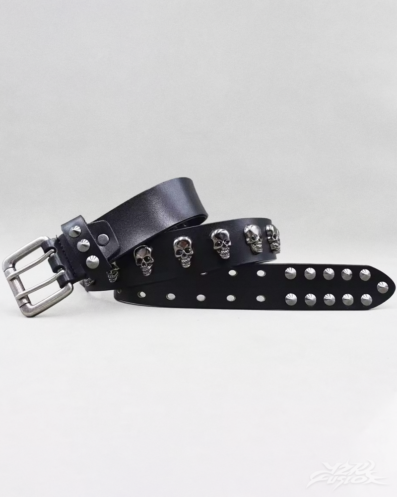 OFFSEAL Skull Studded Belt