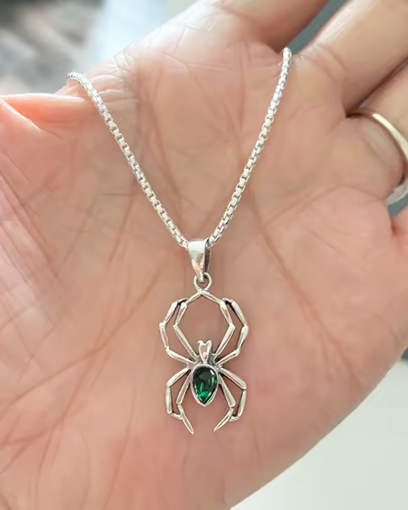 OFFSEAL Spider Pendant Necklace