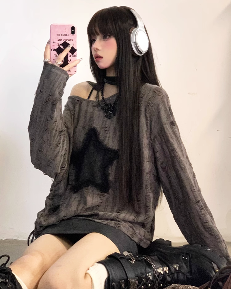 OFFSEAL Star Distressed Sweater