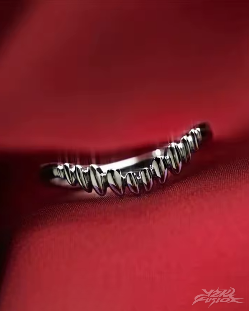 OFFSEAL Vampire Fang Ring