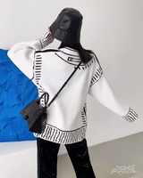 OFFSEAL Women's Graphic Cardigan