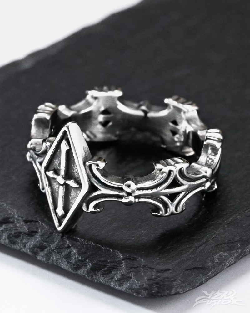 OFFSEAL Y2K Gothic Cross Ring