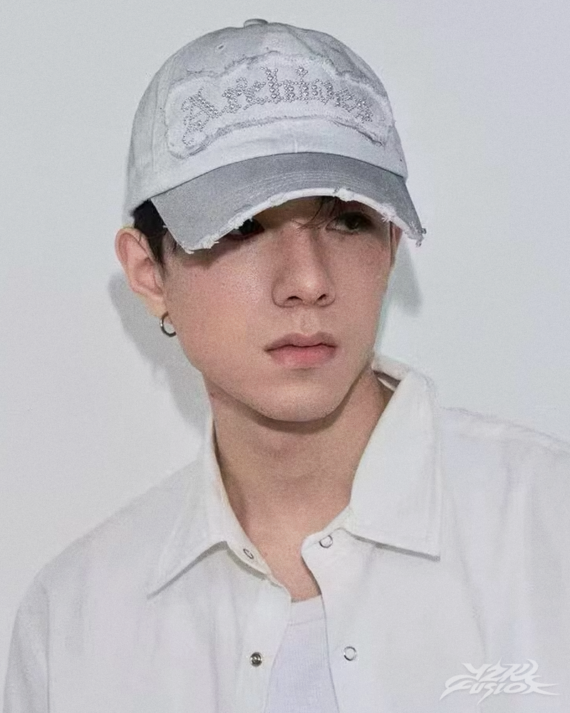 OFFSEAL Y2K Rhinestone Cap
