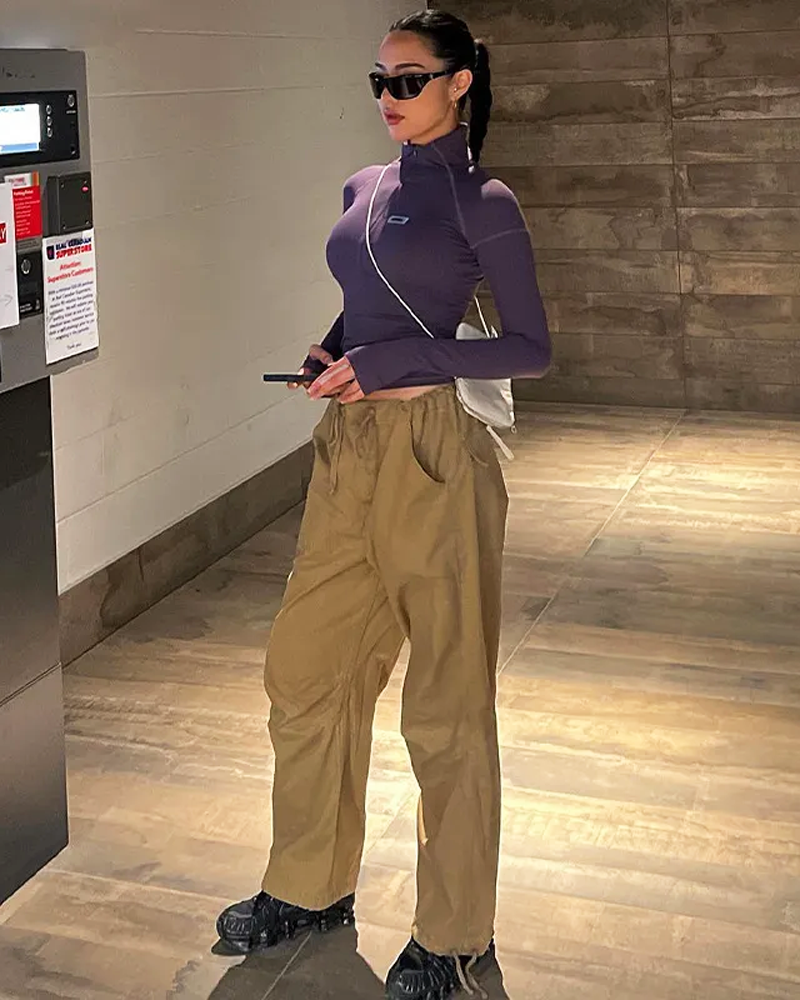 OFFSEAL Zip-Up Crop Top